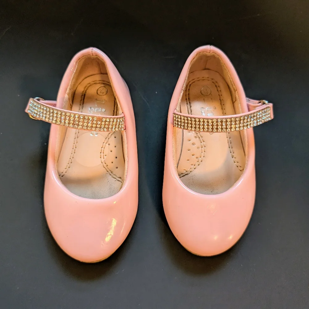 Pink Patent Leather Kids Shoes with Rhinestone Strap